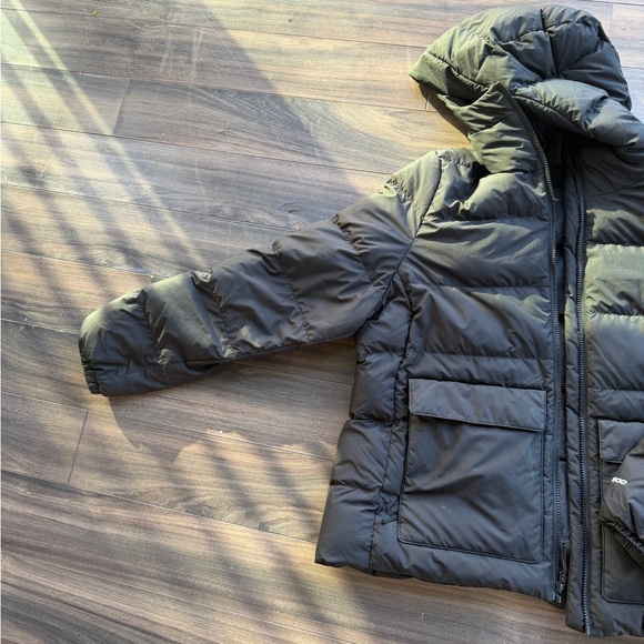 The North Face Charcoal Quilted Jacket - Picture 2 of 5
